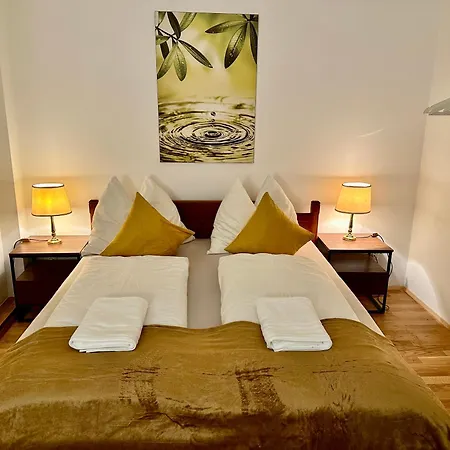 ゲストハウス The Peaceful Garden & Free Parking ザルツブルク