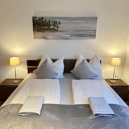 The Peaceful Garden & Free Parking 4*