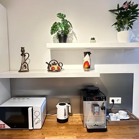 The Peaceful Garden & Free Parking Casa de hóspedes