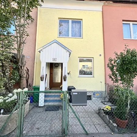 The Peaceful Garden & Free Parking Salzburgo