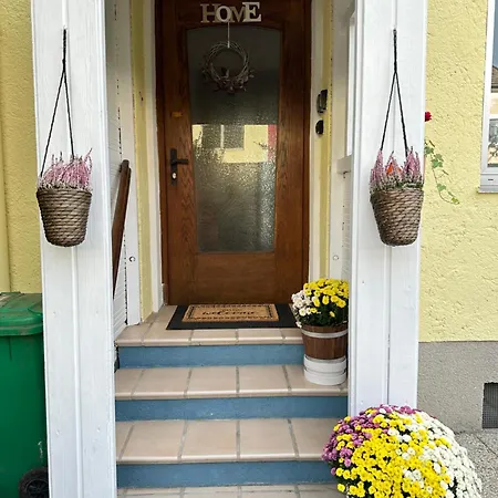 The Peaceful Garden & Free Parking