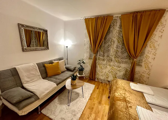 The Peaceful Garden & Free Parking 4* Solnohrad