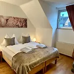 招待所 The Peaceful Garden & Free Parking 萨尔茨堡